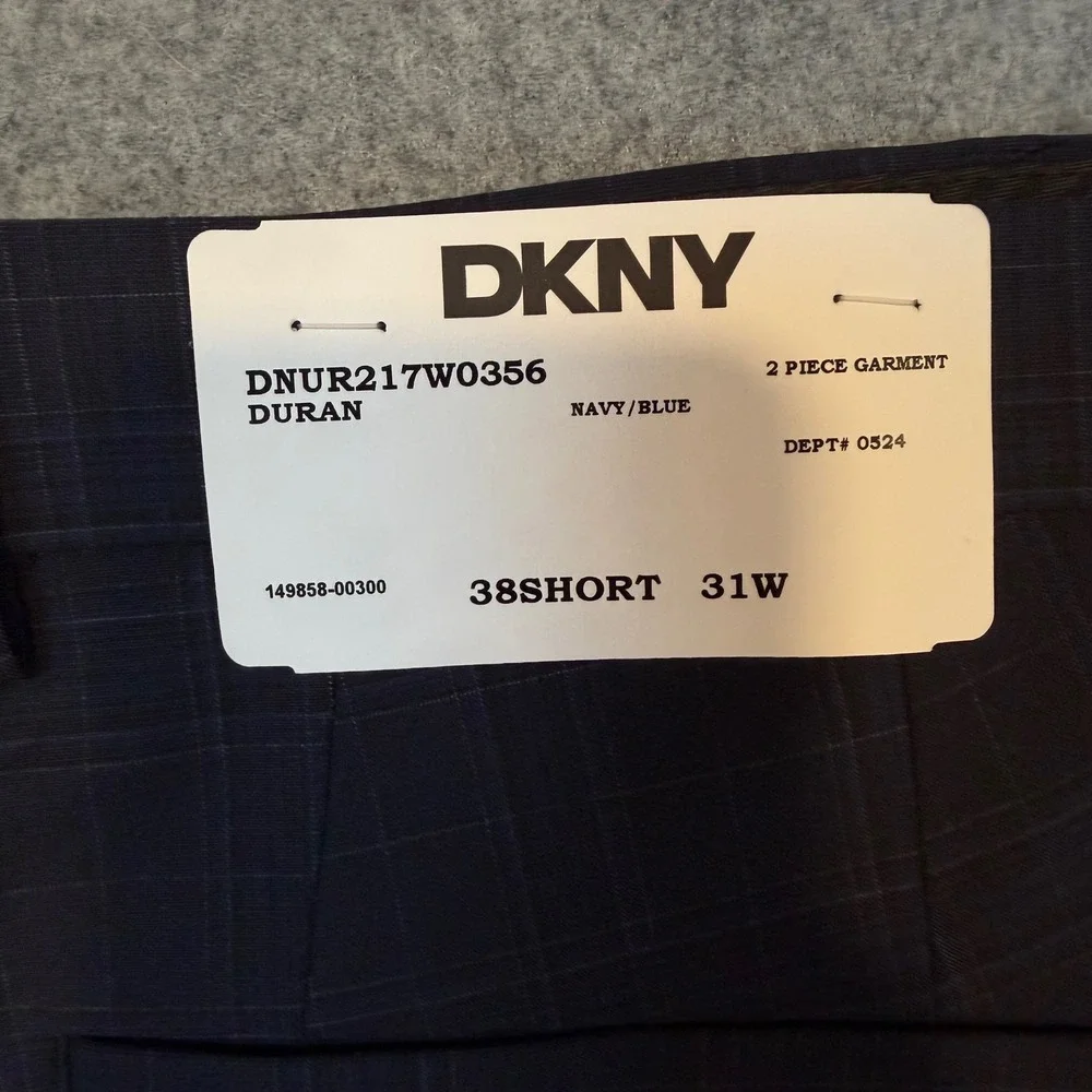 DKNY Duran Men 2 Piece Suit 38 Short 31W Navy Blue Plaid Modern Fit DNUR217W0356